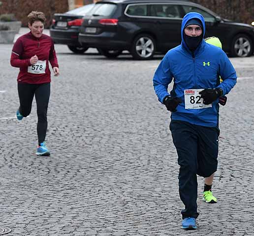 die Bildnummer ist 201712161208
