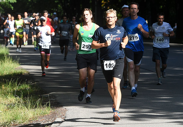 die Bildnummer ist 201906300051