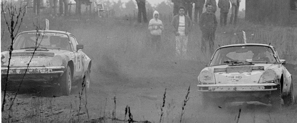 Willi Passinke (78, Porsche 911), Ernst Hofer (59, Porsche)  