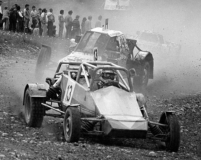 Hannes Hochegger (13), Ing. Harald Binder (14), Karl Wber (1)
