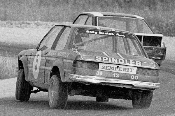 Kenk Breederland (16, Ford Escort), Gnther Spindler (5, BMW 320)