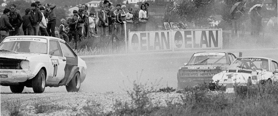 Joop van Schie (10, Ford Escort), (44, Porsche), Gustav Stappaerts (14, Ford Escort)