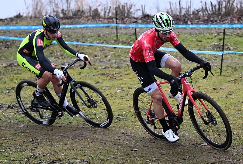 CX-Mas Cross Gerasdorf