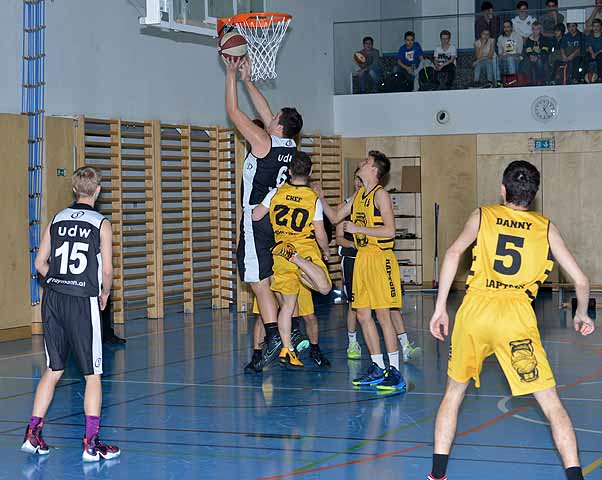 die Bildnummer ist 201512120127