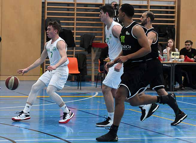 die Bildnummer ist 201902100671