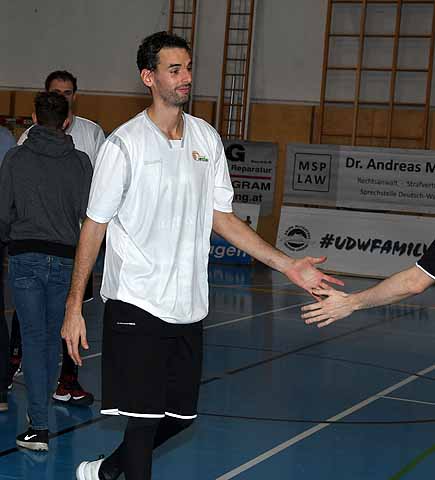 die Bildnummer ist 201902100798