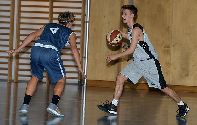 die Bildnummer ist 201910030011