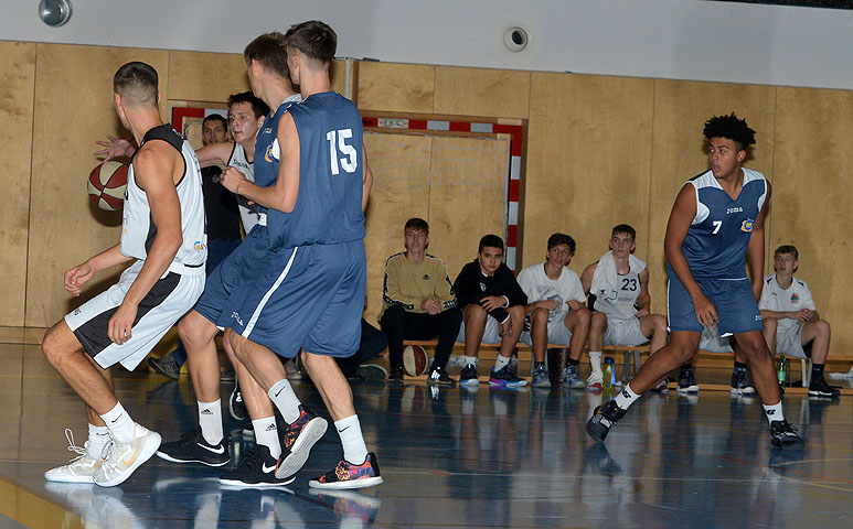 die Bildnummer ist 201910030019