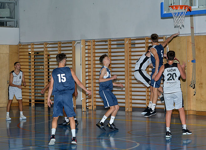 die Bildnummer ist 201910030071