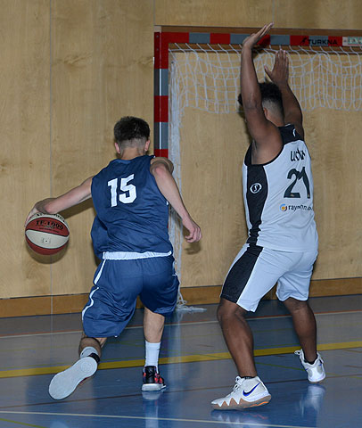 die Bildnummer ist 201910030076