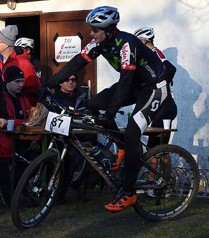 die Bildnummer ist 201602130419