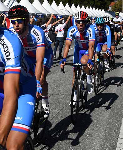 die Bildnummer ist 201809300025