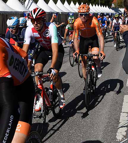 die Bildnummer ist 201809300095