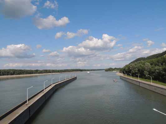 Foto vom 12.Juli 2013 - Donau bei Greifenstein