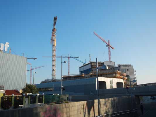 Foto vom 31.Oktober 2013 - Baustelle Aderklaaer Strae