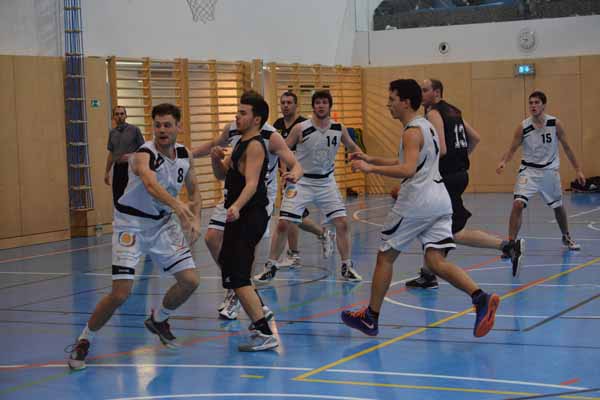 Foto vom 17.J�nner 2014 - Basketball