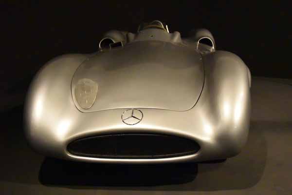 Foto vom 4. November 2016 - Mercedes Silberpfeil