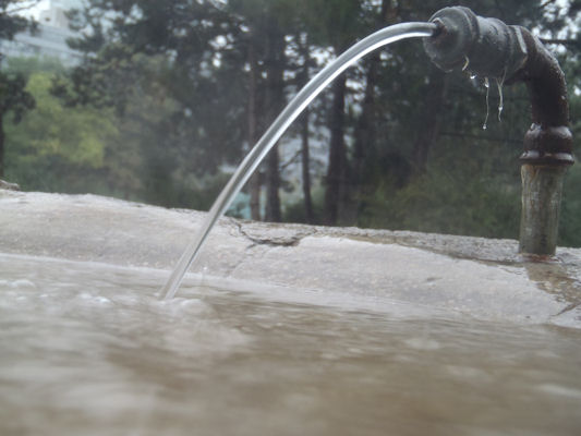 Foto vom 29. Juli 2010 - Brunnen im Donaupark