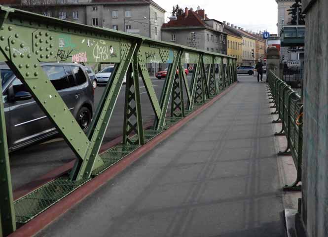 Baumgartenbrücke