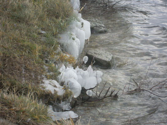 Foto vom 2. Jnner 2011 - Eisklumpen (Donau)