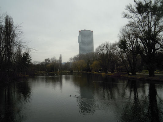 Foto vom 13. Februar 2011 - Wasserpark mit Floridotower