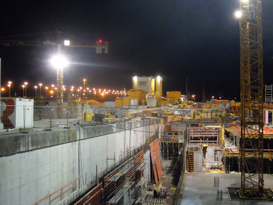 Foto vom 5. April 2011 - Baustelle in Kaisermhlen (berplattung)