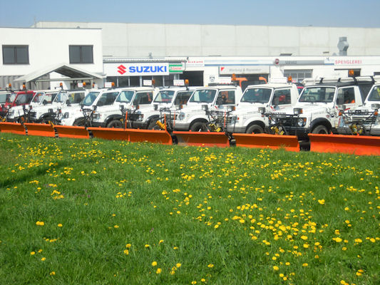 Foto vom 18. April 2011 - Schneepflge