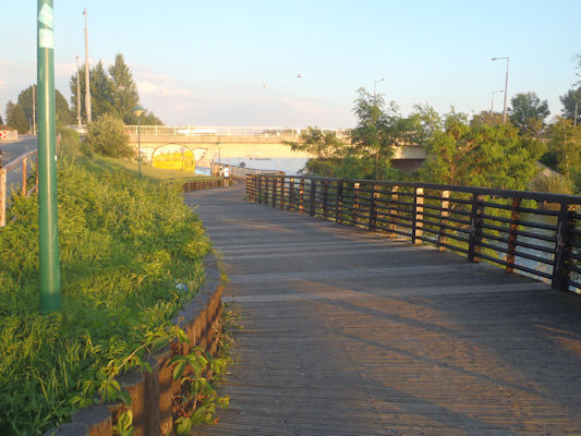 Foto vom 29. Juni 2011 - Kagraner Brücke