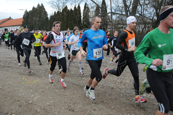 Foto vom 10. Dezember 2011 - Crosslauf Deutsch-Wagram